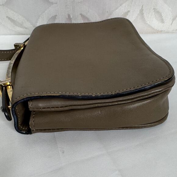 Marni Sculpture Leather Flap Olive Taupe Shoulder Bag - Picture 8 of 16